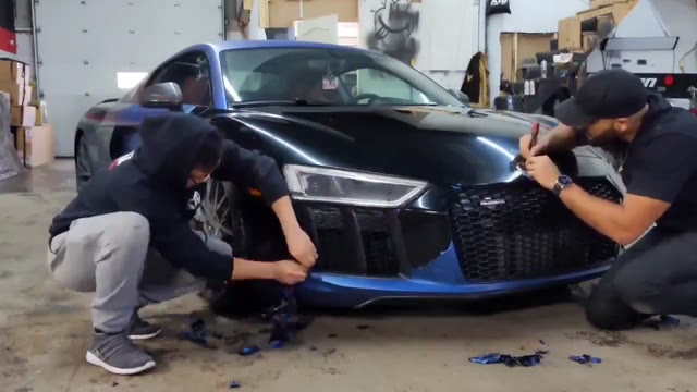Aperçu vidéo : Dip off : on retire le Dip d'une Audi R8